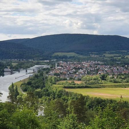 Ferienwohnung 'Burgblick' ヴェルトハイム エクステリア 写真